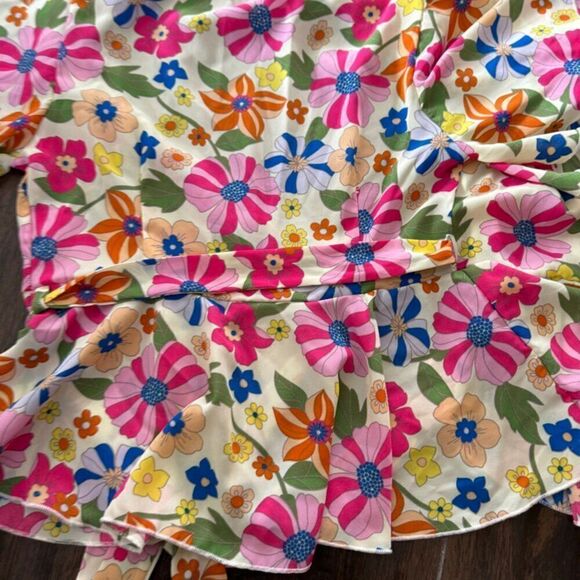 Fashion Nova wrap peplum style top - Picture 13 of 16